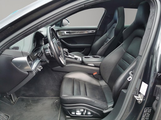 PORSCHE Panamera Sport Turismo 4.0 V8 GTS 1