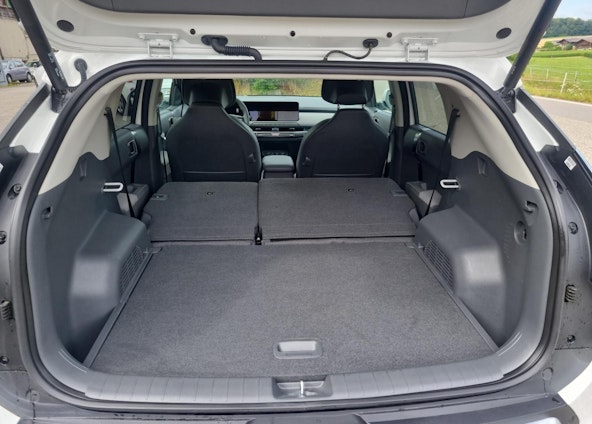 Vehicle image 9 Vehicle image 9