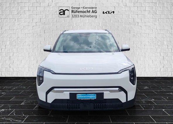 Vehicle image 2 Vehicle image 2