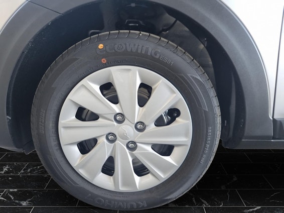 Vehicle image 10 Vehicle image 10