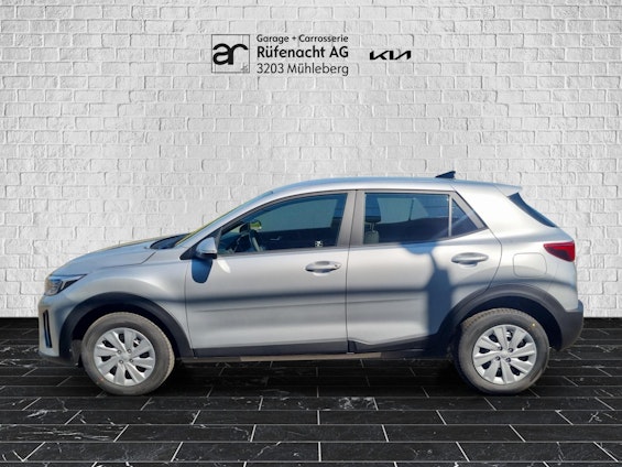 Vehicle image 4 Vehicle image 4