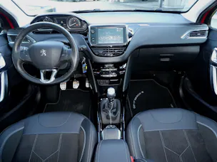 Peugeot 2008 1.2 PureTech 110 Crossway