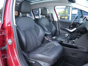 Peugeot 2008 1.2 PureTech 110 Crossway