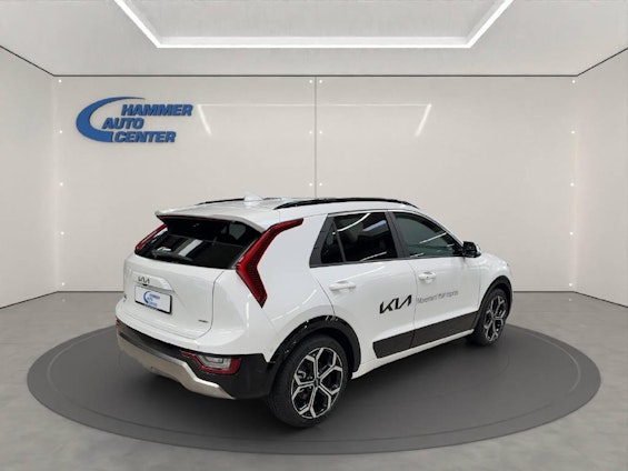 Vehicle image 6 Vehicle image 6