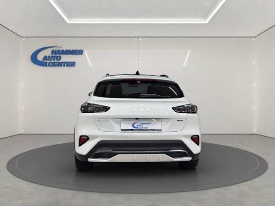 Vehicle image 5 Vehicle image 5