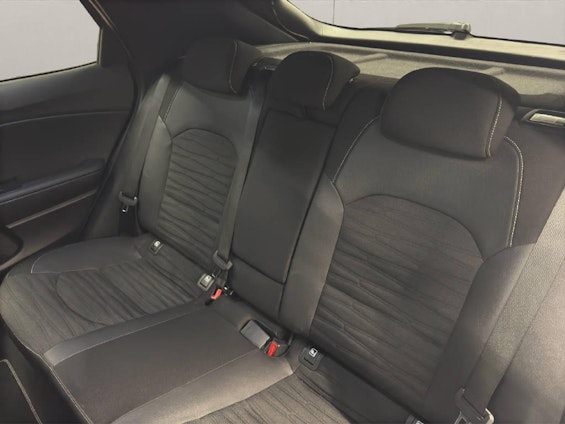 Vehicle image 8 Vehicle image 8