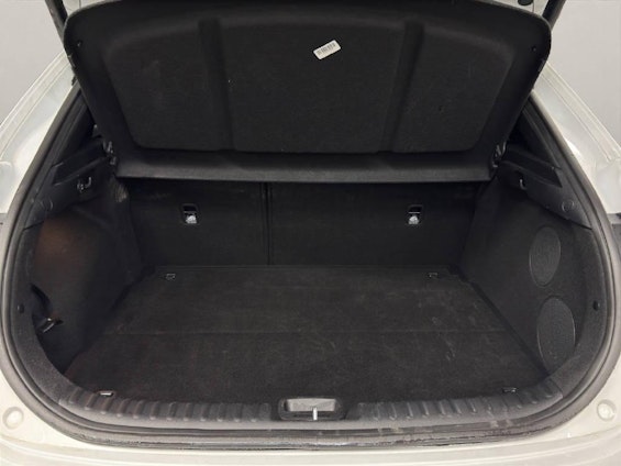 Vehicle image 12 Vehicle image 12