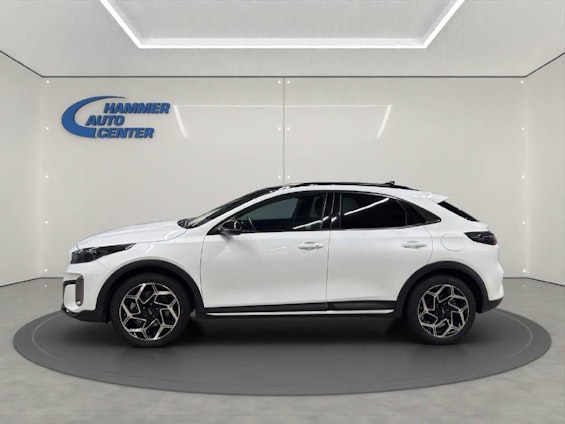 Vehicle image 3 Vehicle image 3