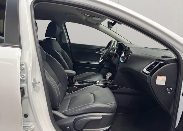 Vehicle image 12 Vehicle image 12