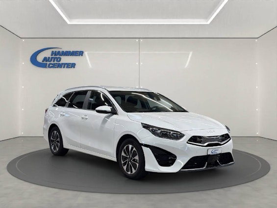 Vehicle image 4 Vehicle image 4