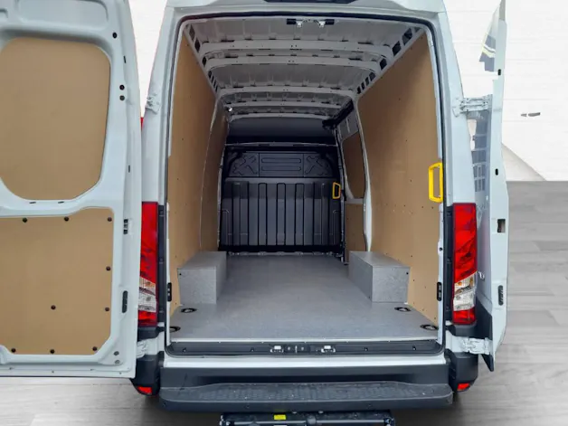 Iveco Daily 35S18HA8V Kaw.3520L H1.9 3.0 HPI 176