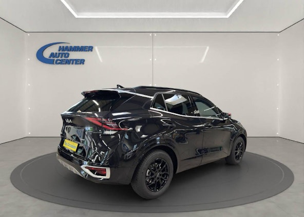 Vehicle image 4 Vehicle image 4