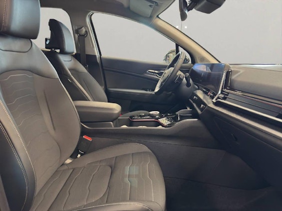 Vehicle image 12 Vehicle image 12