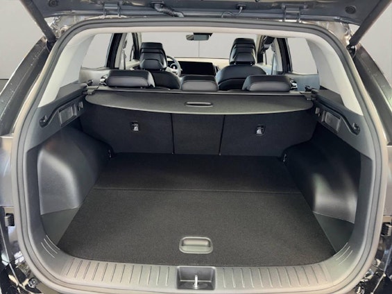 Vehicle image 10 Vehicle image 10