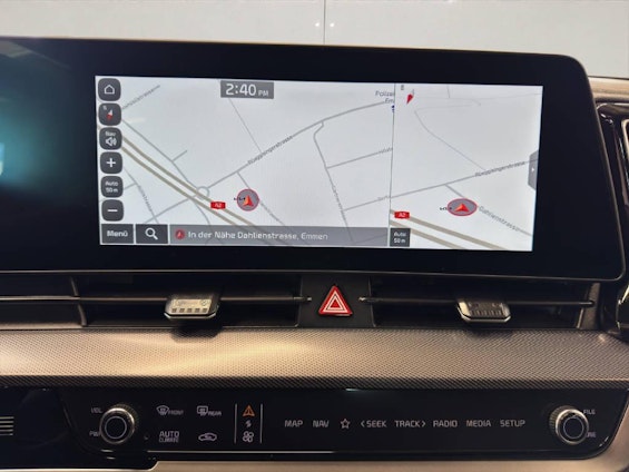 Vehicle image 14 Vehicle image 14