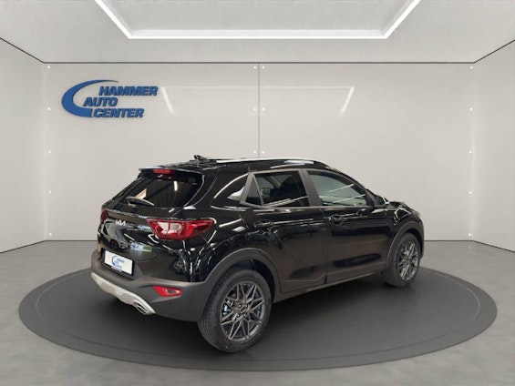 Vehicle image 6 Vehicle image 6