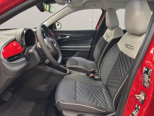 Fiat 600 1.2 Hybrid 145 Cult