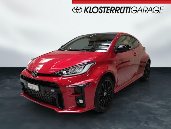 First vehicle image