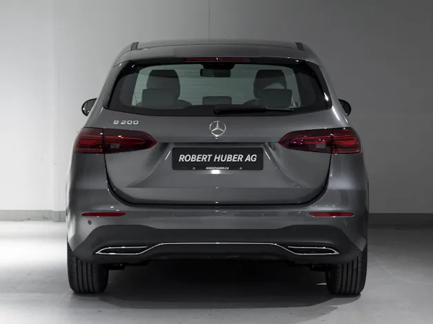 Mercedes-Benz B 200