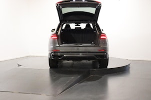 Vehicle image AUDI Q8 3.0 55 TFSI e quattro T-Tronic