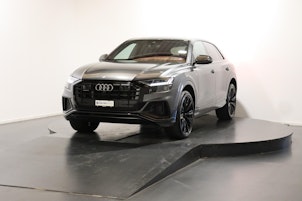 Vehicle image AUDI Q8 3.0 55 TFSI e quattro T-Tronic