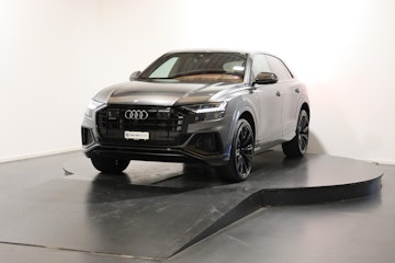 Vehicle image AUDI Q8 3.0 55 TFSI e quattro T-Tronic