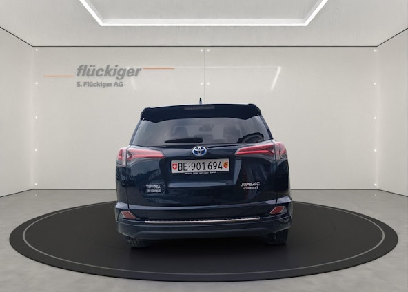 Vehicle image 5 Vehicle image 5