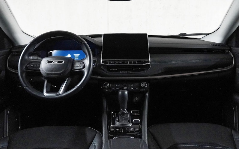 Vehicle image JEEP COMPASS