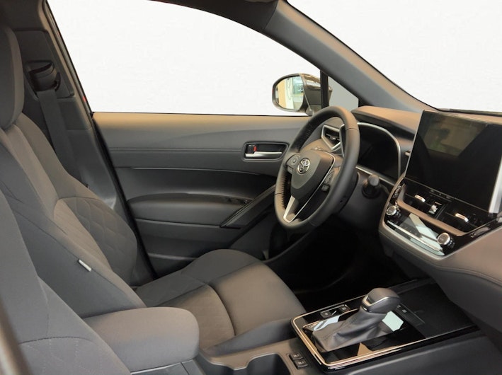 Vehicle image TOYOTA COROLLA CROSS