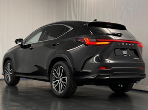 Vehicle image LEXUS NX 450h+ Excellence