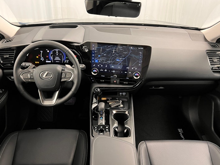Vehicle image LEXUS NX