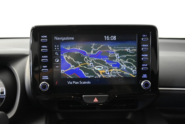 Vehicle image 8