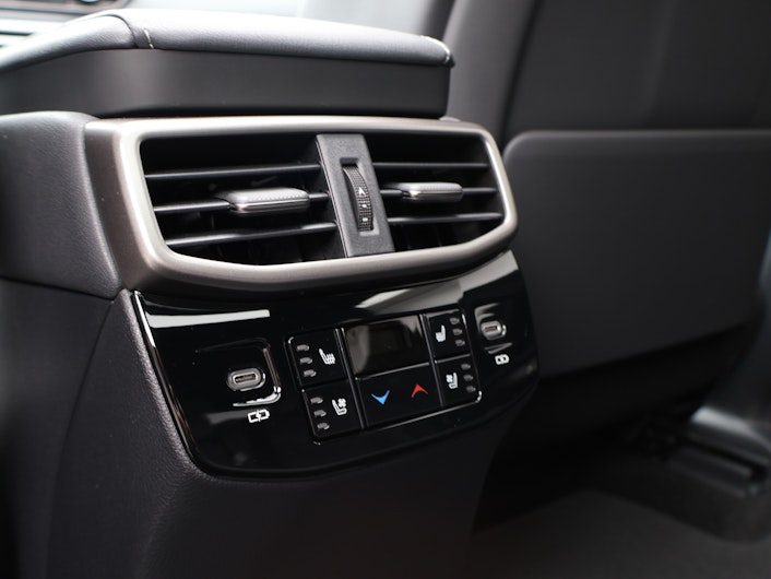 Vehicle image LEXUS RX