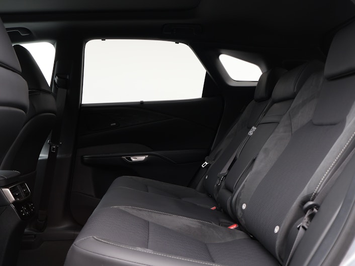 Vehicle image LEXUS RX