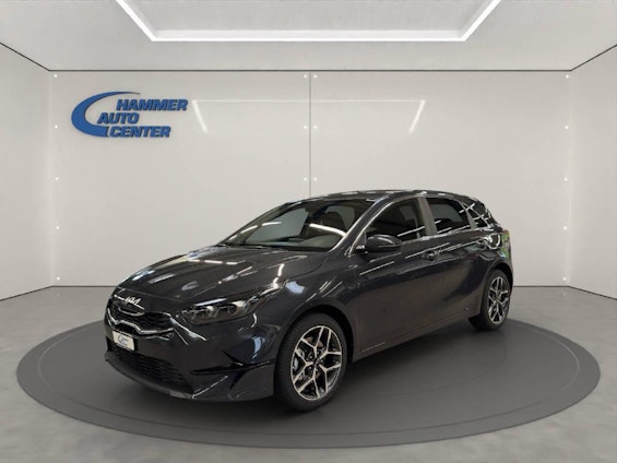 First vehicle image