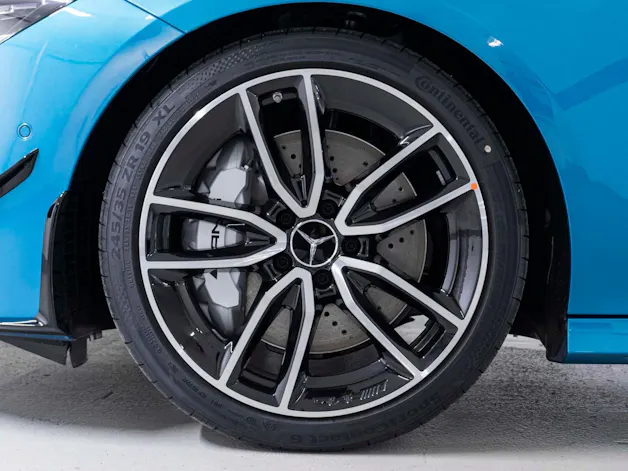 Mercedes-Benz CLA 35 AMG 4MATIC Shooting Brake