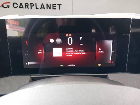 Vehicle image 8 Vehicle image 8