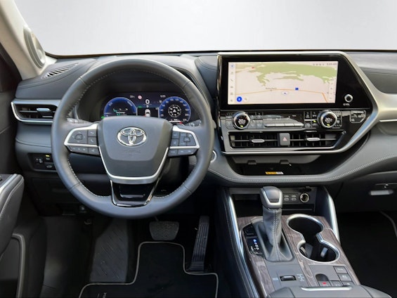 Vehicle image 12 Vehicle image 12