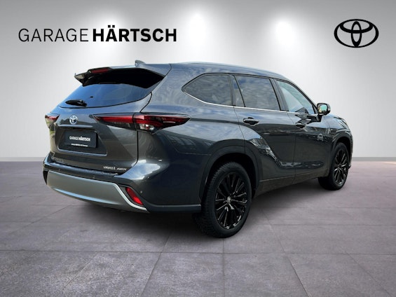 Vehicle image 6 Vehicle image 6