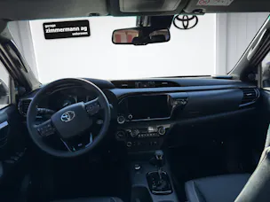 Toyota Hilux Double Cab.-Pick-up 2.8 Invincible AWD