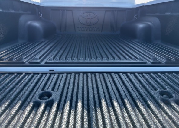 Vehicle image 15 Vehicle image 15