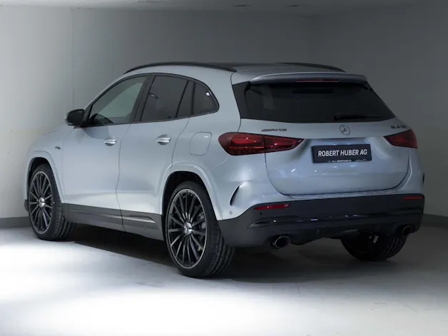Mercedes-Benz GLA 35 AMG 4MATIC