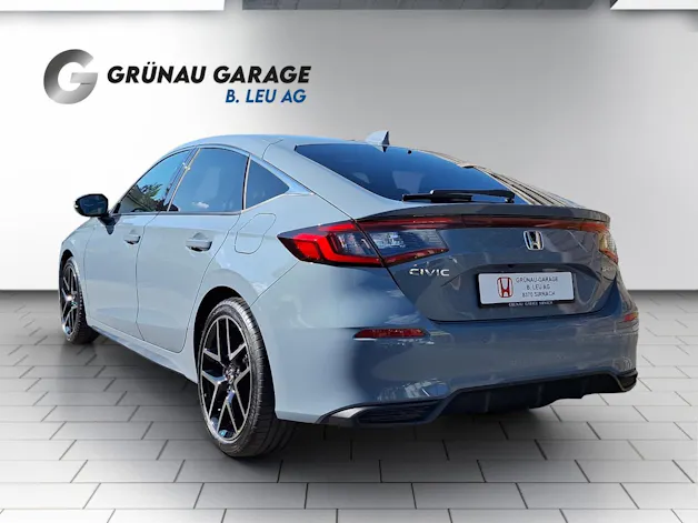 Honda Civic 2.0 i-MMD Advance