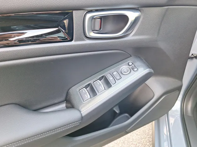 Honda Civic 2.0 i-MMD Advance