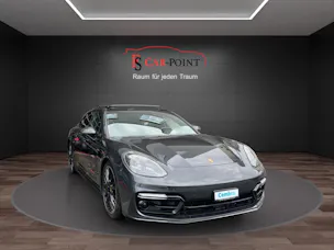 Porsche Panamera Turbo Sport Turismo PDK