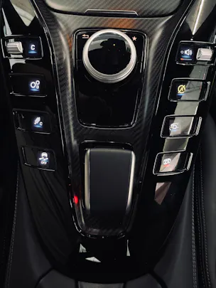 Mercedes-Benz AMG GT R Speedshift DCT ( Hinterachslenkung )