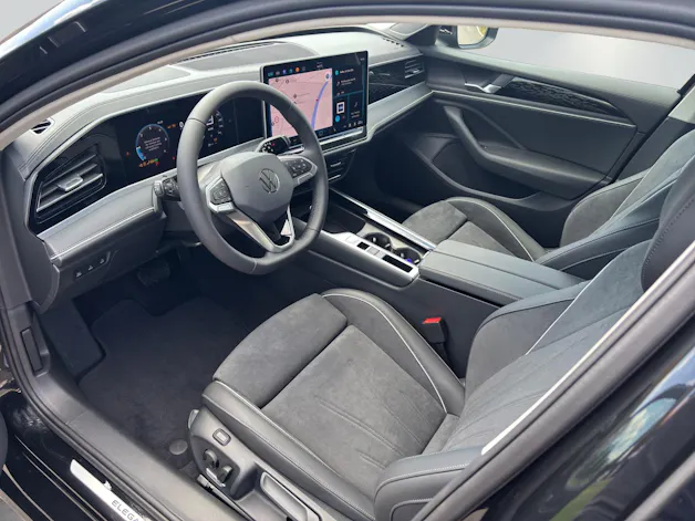 VW Passat Variant 2.0 TDI evo Elegance DSG