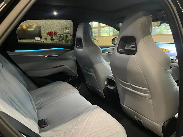 BYD Sealion 7 91,3 kWh Excellence AWD