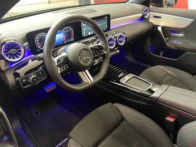 Mercedes-Benz CLA 220 d 8G-DCT