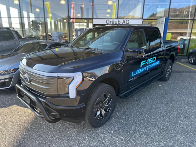 Ford F-150 Lightning 91 kWh Lariat Launch Edition